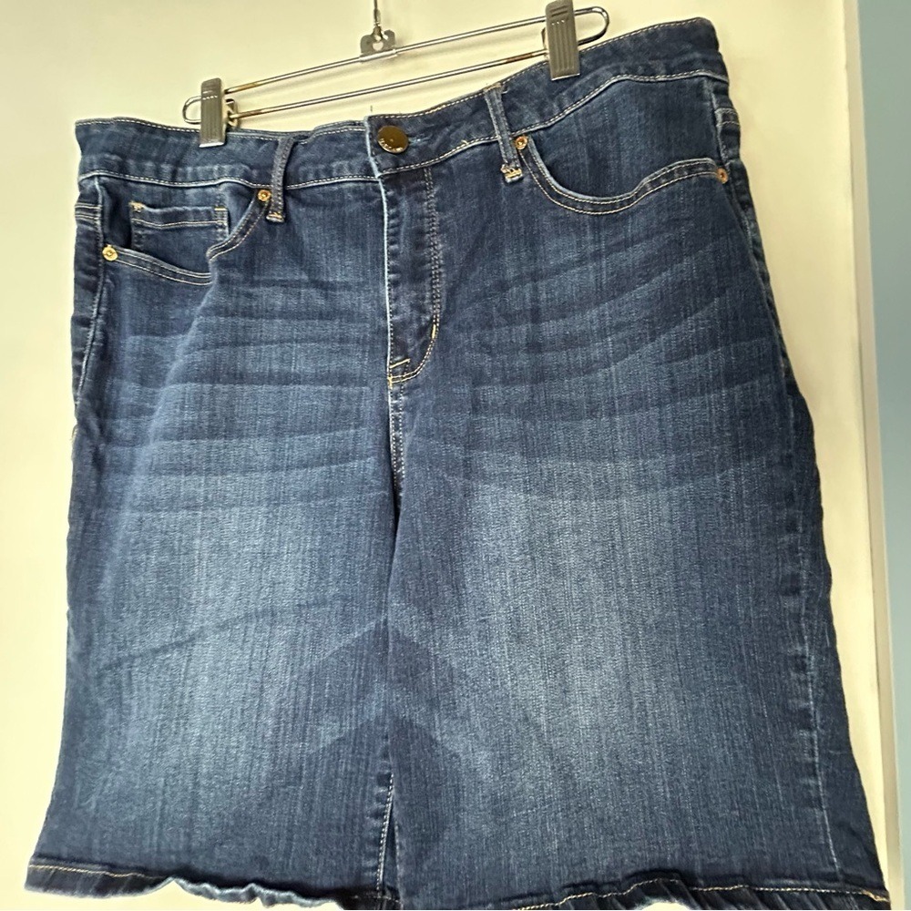 Seven7 Blue Jean Denim Bermuda Shorts Women's 16 - Picture 3 of 10